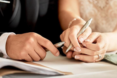 AK Parti harekete geçti: Evlenecek çiftlere ‘ehliyet’ şartı!