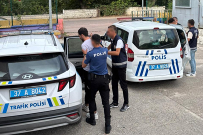 Kastamonu'da restoranda yemek yiyen polis memurunu darp ettiler: 3 tutuklama