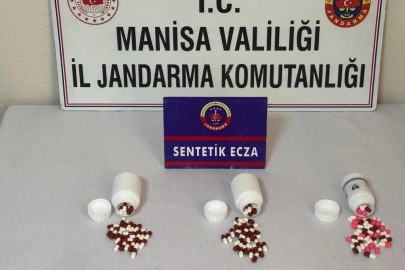 Manisa'da uyuşturucu hapla yakalandılar