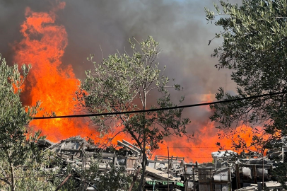 Manisa'daki fabrika yangını kontrol altına alındı