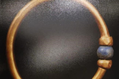 Mısır’da 3 bin yıllık altın bilezik kayboldu