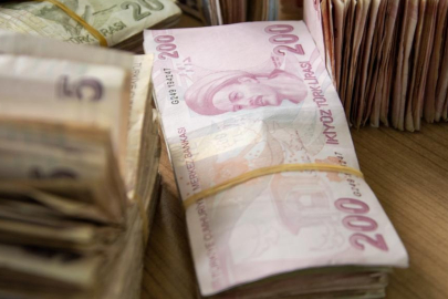 AK Parti'nin gündeminde sabit gelirli var! Gözler Maliye Bakanlığı'nda