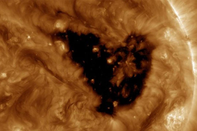 Güneş bu hafta Dünya’ya dev kalp gönderdi