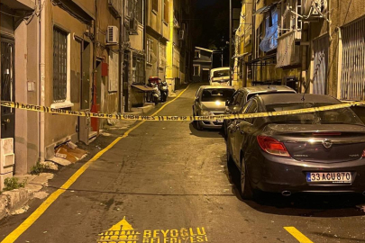 Beyoğlu'nda silahlı saldırıya uğrayan taksici hayatını kaybetti!