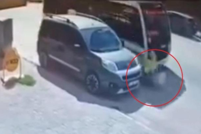 Bursa'da aracına binerken minibüs çarpmıştı; kaza görüntüleri ortaya çıktı