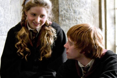 Harry Potter'ın Lavender'ı Jessie Cave özel içerikleri yüzünden etkinliğe çağrılmadı