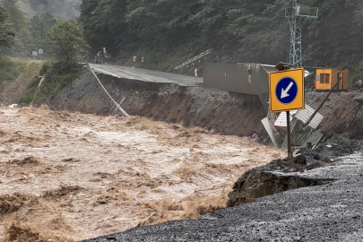 İçişleri Bakanlığı Doğu Karadeniz'de kuvvetli yağışlara karşı uyardı