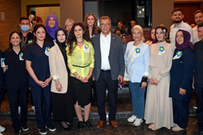 Alzheimer gününde, Bursa'da asırlık çınarlar unutmadıkları böyle kanıtladı