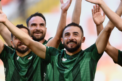 Bursaspor Adana'yı gole boğdu!