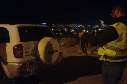 Çorum'da polisin şüphe üzerine durdurduğu cipten ruhsatsız tüfek çıktı