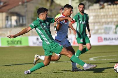 Kafkasspor evinde Yalova FK 77'ye 3-1 mağlup oldu