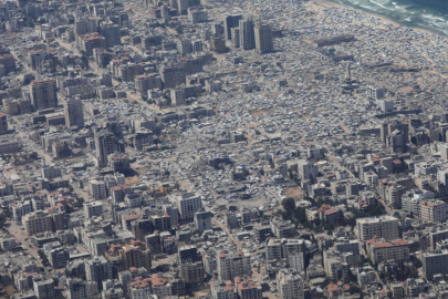 İngiltere Dışişleri Bakanı: İki devletli çözüm, enkaz altında yok olma riskiyle karşı karşıya