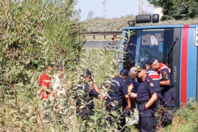 Mersin'de cezaevi ring aracı devrildi: 12 yaralı