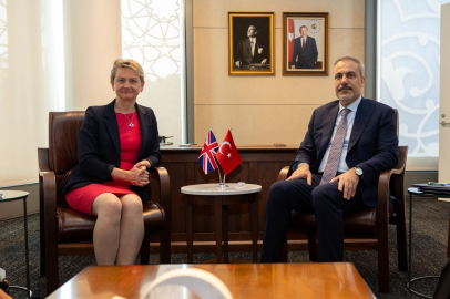 Bakan Fidan, İngiliz mevkidaşı Cooper ile bir araya geldi