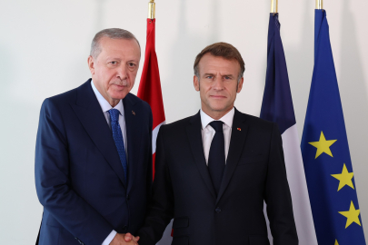 Cumhurbaşkanı Erdoğan, Fransa Cumhurbaşkanı Macron ile görüştü