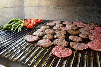 Köftede kalp, baklavada boya tespit edildi