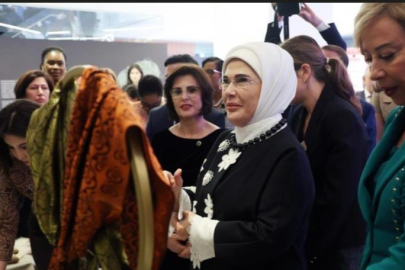 Emine Erdoğan'ın Amerika temaslarına Bursa İpeği damgasını vurdu