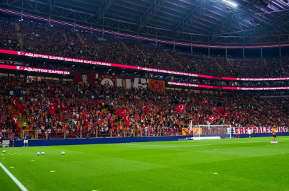 Galatasaray yönetiminin Liverpool maçında taraftarlara büyük bir sürprizi var
