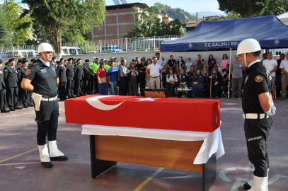 Manisa'daki tır faciasında yaralanan polisten acı haber
