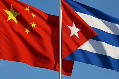 Çin ve Küba’dan 65. yıl mesajı