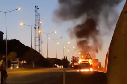 Elazığ’da seyir halindeki otomobil yandı