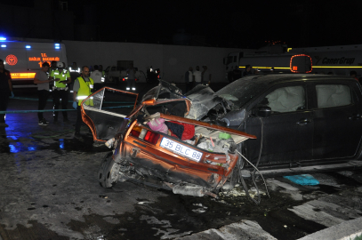 Manisa'da feci kaza: 5 ölü, 6 yaralı