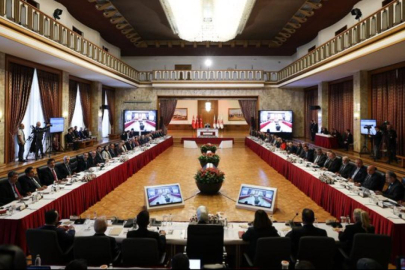 Milli Dayanışma, Kardeşlik ve Demokrasi Komisyonu hukukçuları dinleyecek