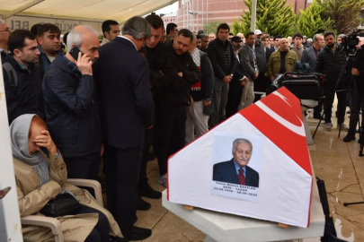 Türk edebiyatının usta ismi son yolculuğuna uğurlandı! Yavuz Bülent Bakiler'e veda!