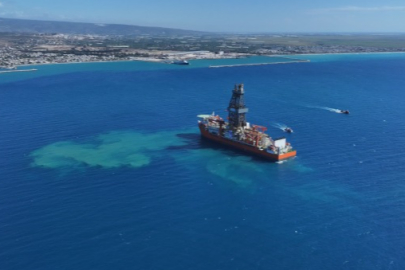 Enerji filosuna katılan yeni sondaj gemisi Mersin açıklarına demirledi