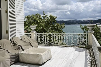 Boğazın ünlü yalısı satıldı! Yeni sahibi belli oldu ama...