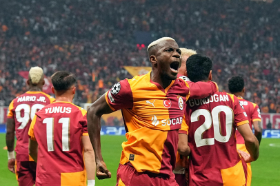 Galatasaray Liverpool'u Osimhen'le yıktı