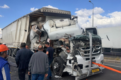 Kayseri'de 3 araçlı zincirleme kaza: 3 yaralı