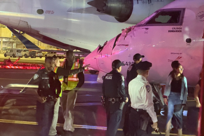 ABD’de LaGuardia Havalimanı'nda taksi sırasında iki yolcu uçağı çarpıştı