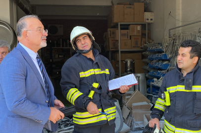 Eskişehir'de Atatürk Caddesi'nde o senaryo gerçeğe döndü: Yangına giden itfaiye ekipleri ilerleyemedi