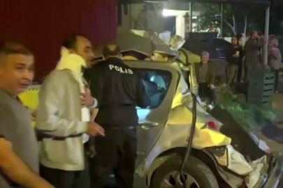 Sakarya'da şoför mahalli dışında hiçbir şey kalmadı: Yaralı sürücü yürüyerek ambulansa gitti