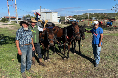 Almanya'dan çıkan atlılar barış için Kudüs'e ilerlerken Bursa'da mola verdi