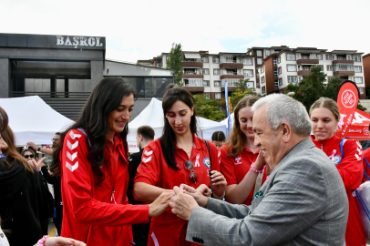 Nilüfer Belediyespor Eker taraftarıyla buluştu