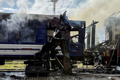Ukrayna'da tren istasyonuna saldırı: Onlarca yaralı var