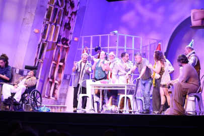 Bursa Şehir Tiyatrosu, sezona ‘merhaba’ dedi