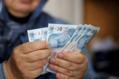 Emeklinin 2026 zammı için uzman isim rakam verdi! 'Refah payı verilmezse...'