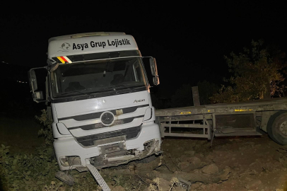 Şırnak’ta tır şarampole yuvarlandı: 1 ölü