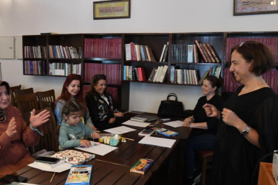 Bursa Osmangazi'de veliler kitap yolculuğuna çıktı