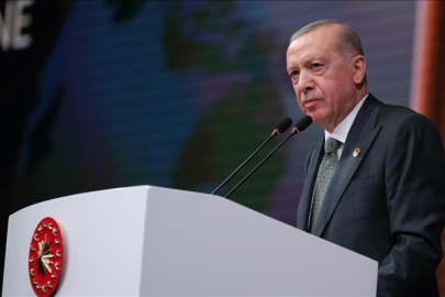Cumhurbaşkanı Erdoğan, Recai Kutan'ı vefatının birinci yılında andı