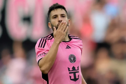 Jordi Alba'dan emeklilik kararı!