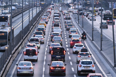 Yollarda yaşlı araç riski: 6 milyon otomobil tehlike saçıyor!