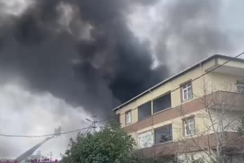 İstanbul Ataşehir’de fabrika yangını: 4 işçi dumandan etkilendi