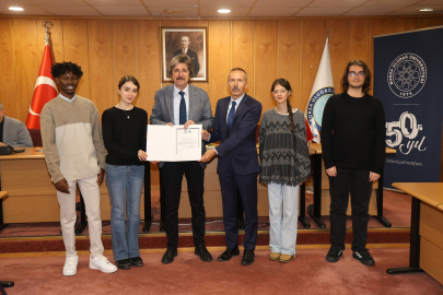 Bursa Uludağ Üniversitesi Rektörü Yılmaz’dan TEKNOFEST şampiyonlarına özel tebrik