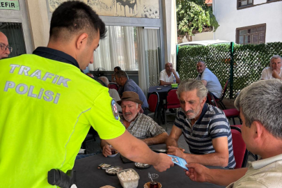Bursa Harmancık'ta esnaf ve vatandaşlar polis ekiplerince bilgilendirildi