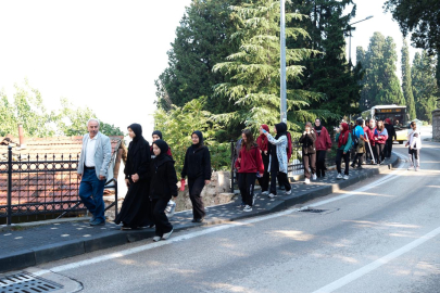 Bursa Yıldırımlı gençlerden tarihi yolculuk