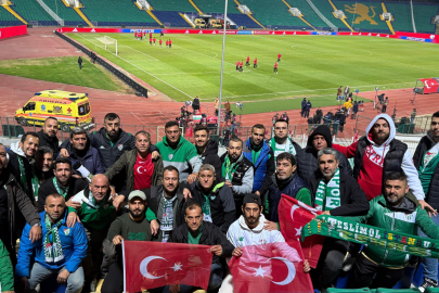 Bursaspor taraftarı sınır tanımıyor! Teksas her yerde...